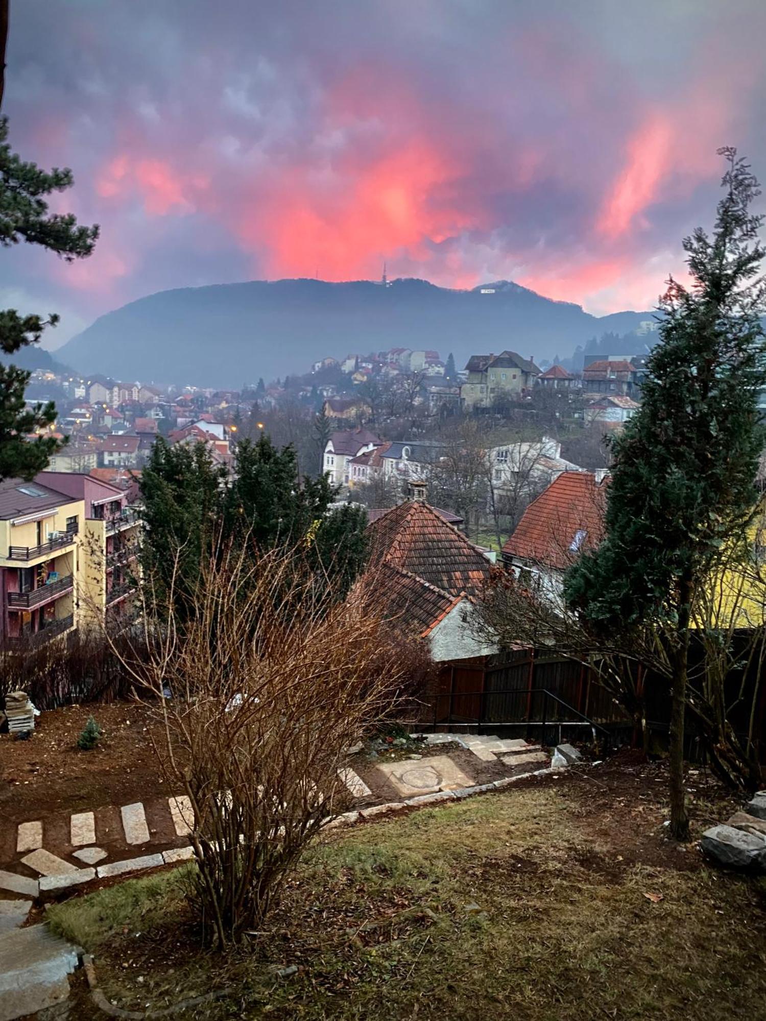 Cloos - Elegant Residence With Panoramic View Braşov Exteriör bild